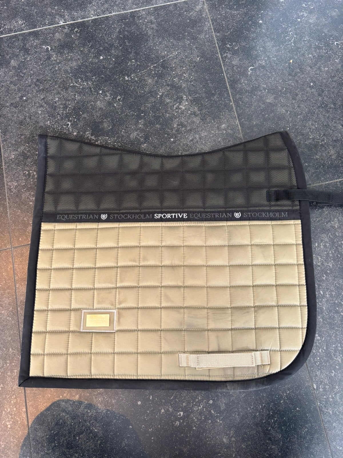 Equestrian Stockholm dekje, Dieren en Toebehoren, Dressuurdekje, Equestrian Stockholm, Ophalen of Verzenden, Zo goed als nieuw