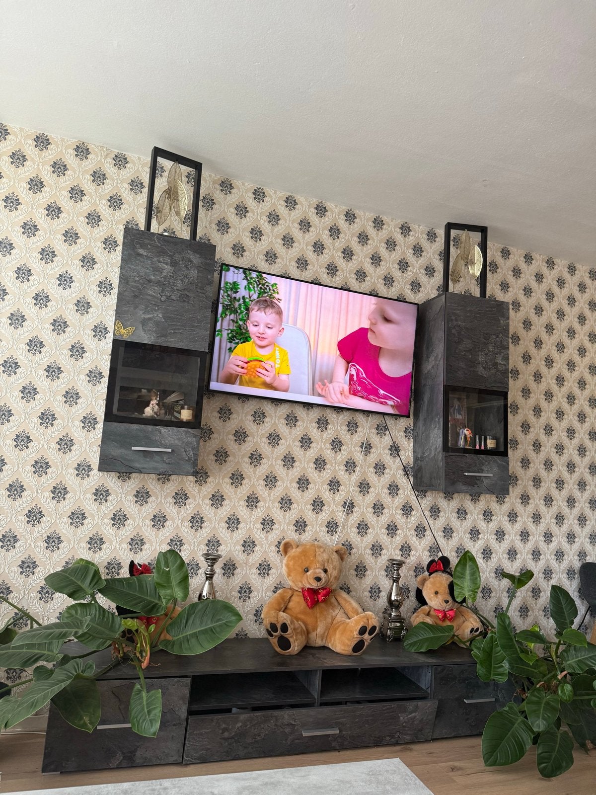 Moderne TV-meubelset met hangkasten en dressoir, Ophalen, Overige materialen, Gebruikt, 200 cm of meer