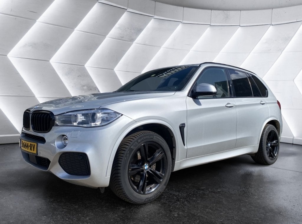 BMW X5 xDrive30d High Exec. (bj 2017, automaat), Auto's, Automaat, Gebruikt, 2993 cc, 241 €/maand