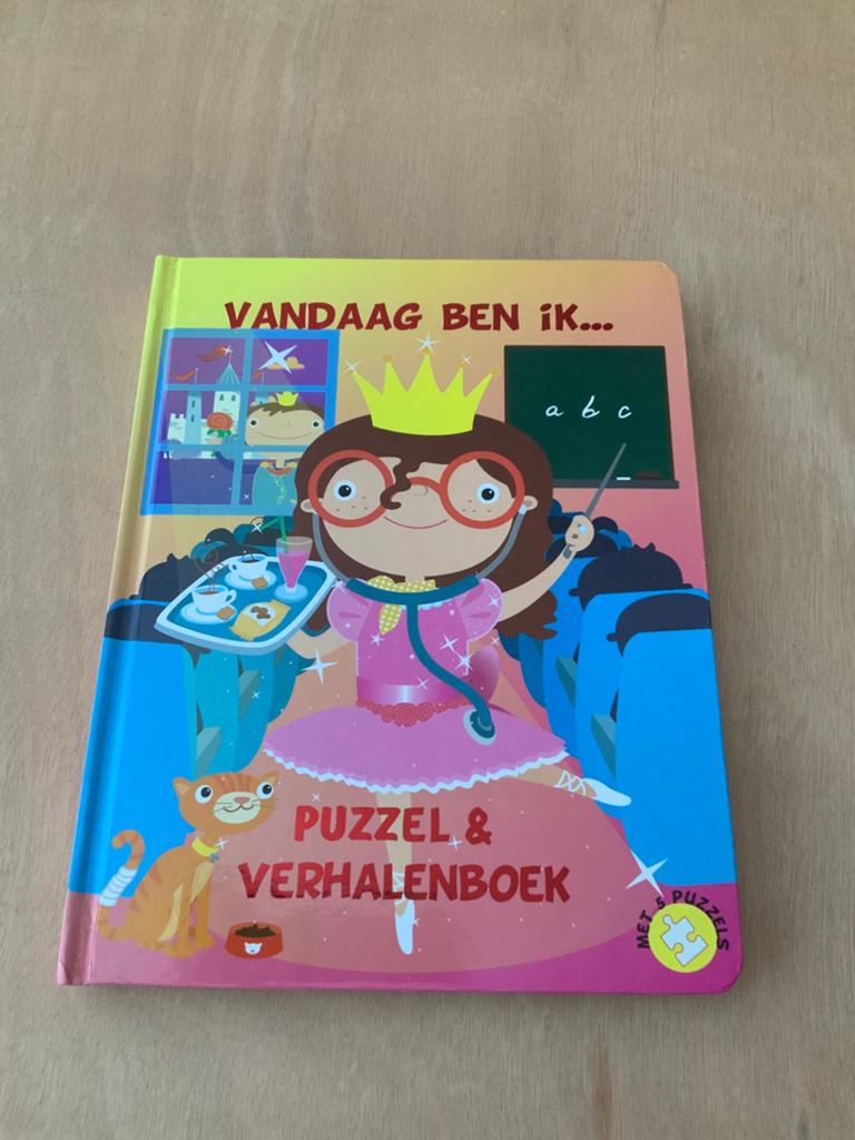 Nieuw kinder puzzel/ verhaaltjes boek.  5 puzzels., Boeken, Ophalen of Verzenden, Nieuw