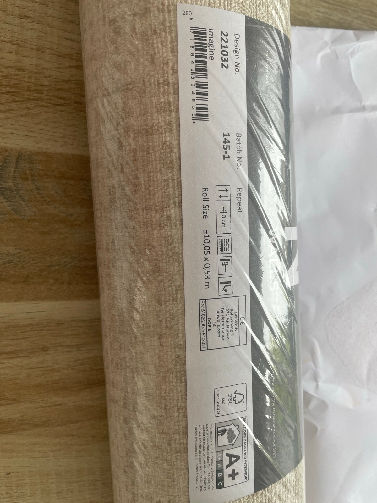 Gezocht: BN Walls Behang 221032 (1 rol, bruin tint), Huis en Inrichting, Stoffering | Behang, Ophalen of Verzenden, Bruin, Structuur