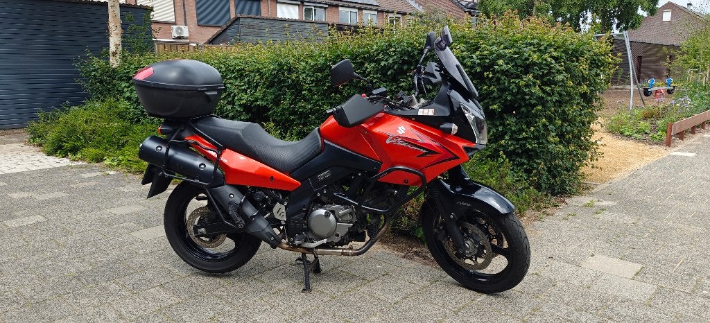 Suzuki V-Strom DL650A ABS uit 2010, Motoren, Motoren | Suzuki, 2 cilinders, Motorrijbewijs A, Gebruikt, Particulier