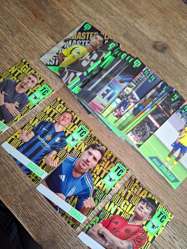 Panini FIFA Adrenalyn Top Class Voetbalkaarten (ruilen/koop), Ophalen of Verzenden, Gebruikt