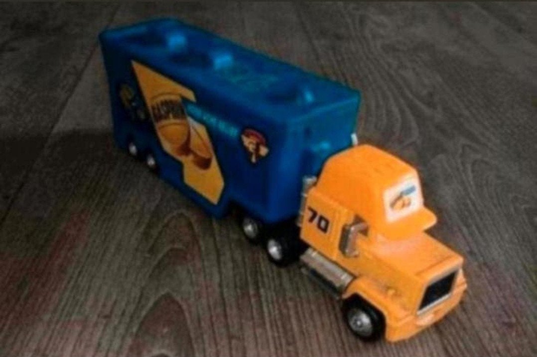 🚙cars vrachtwagen: *70 gasprin hauler🚙, Kinderen en Baby's, Speelgoed | Speelgoedvoertuigen, Verzenden, Zo goed als nieuw