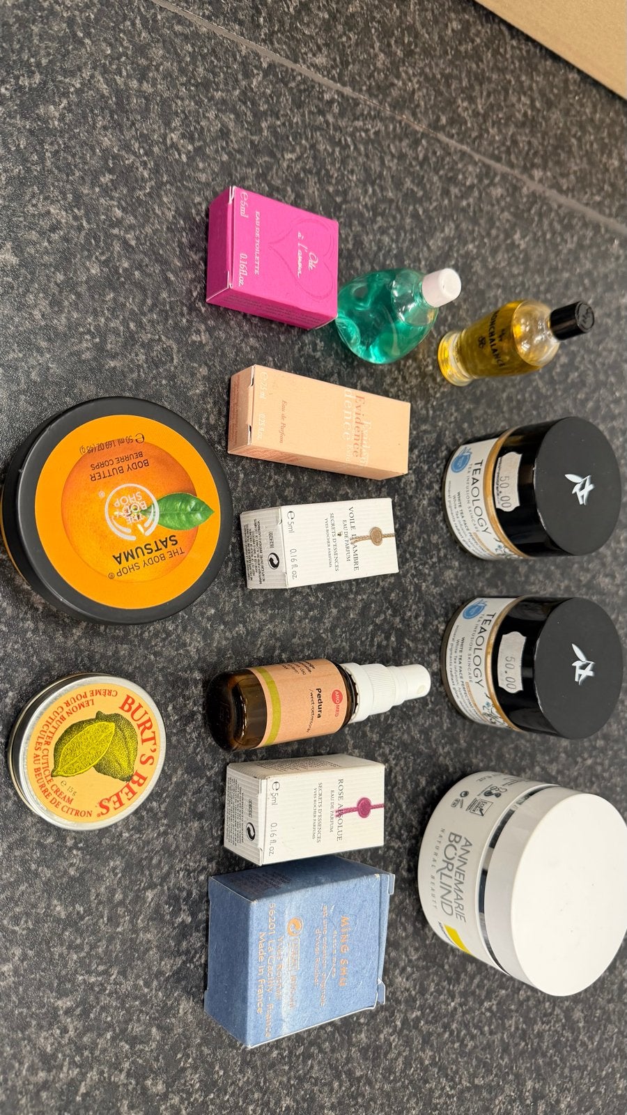 Partij mini parfums, skincare etc. - 13 stuks, Ophalen of Verzenden, Zo goed als nieuw