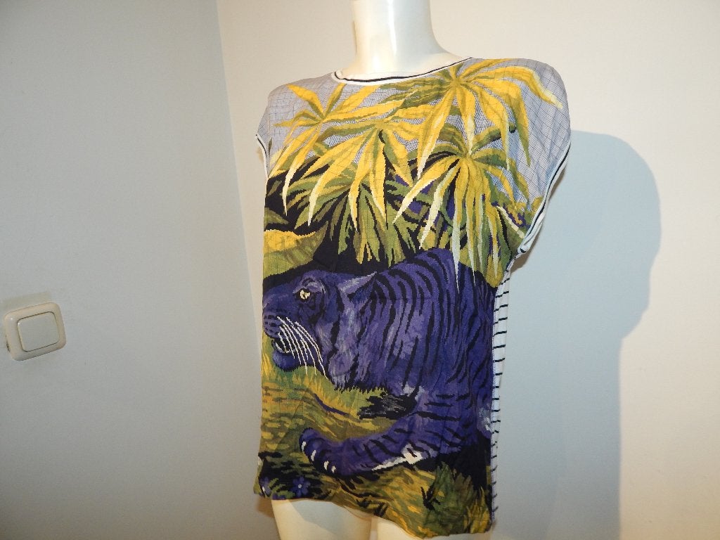Marccain mooie top zijde voorkant panter print kleur N5/42, Maat 42/44 (L), Zo goed als nieuw, Korte mouw, Marccain