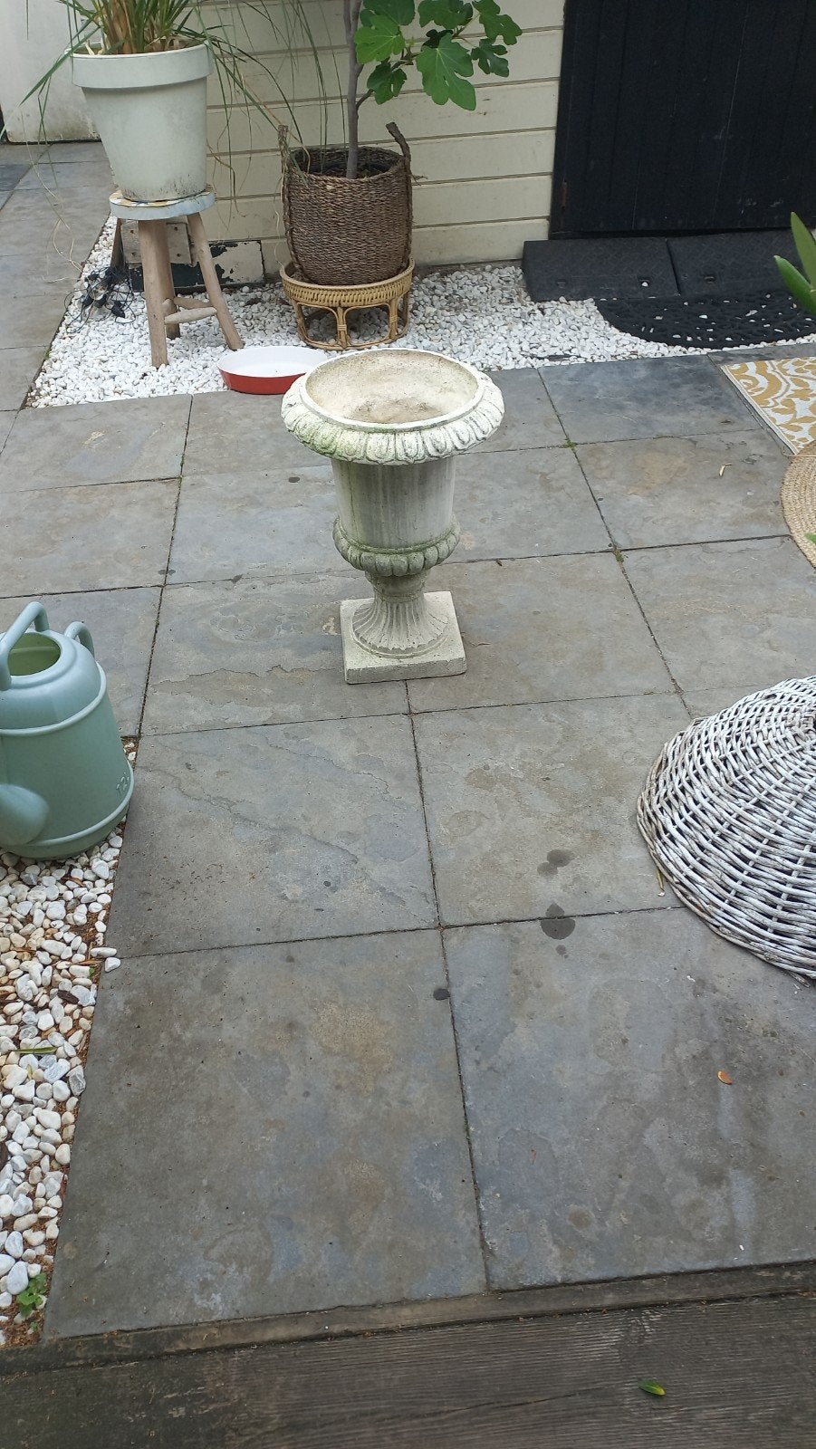 Hoge stenen vaas 55 cm., Ophalen, Beton, Terrastegels