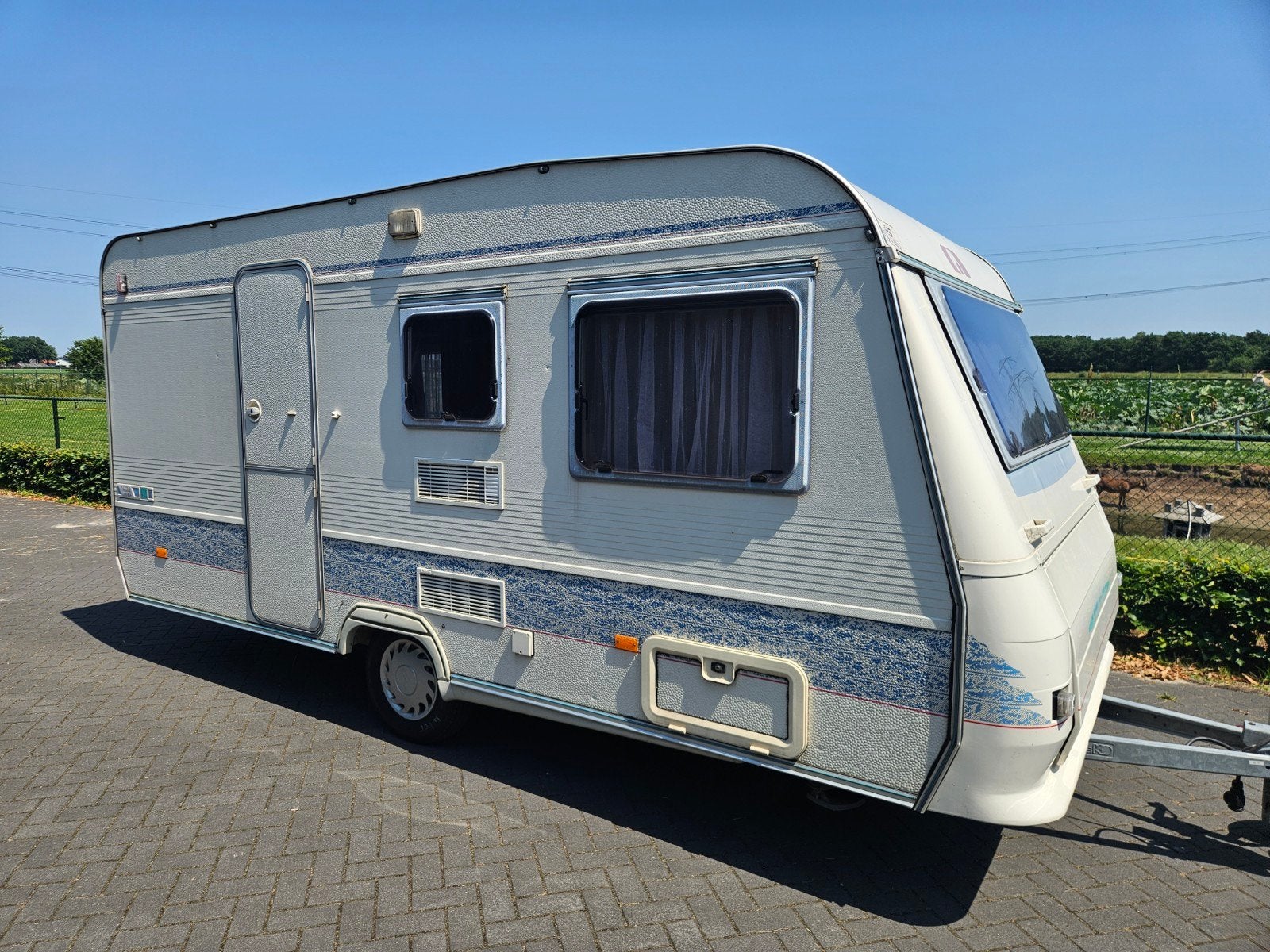 adria 431DD 1996, Caravans en Kamperen, Caravans, Schokbreker, Dwarsbed, Treinzit, Particulier
