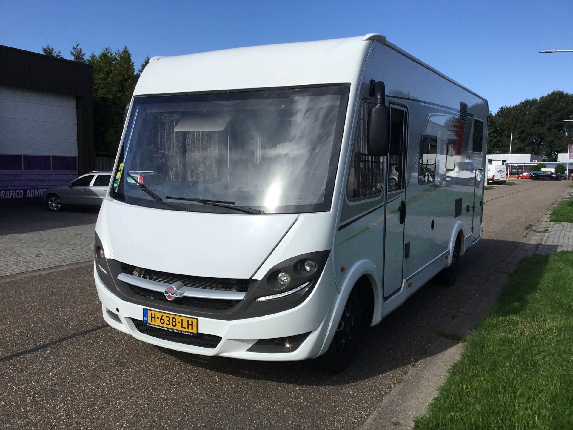 Buerstner LYSEO T 690G AUTOMAAT, Caravans en Kamperen, Airbags, Bedrijf, Diesel, Bürstner