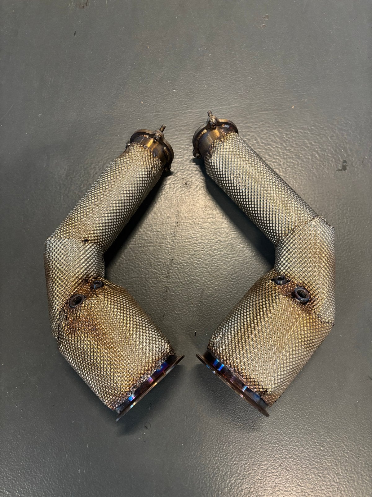Audi RS Q8 Downpipe - Shell 200 Cell - 10.000 km, Auto-onderdelen, Ophalen, Gebruikt, Audi