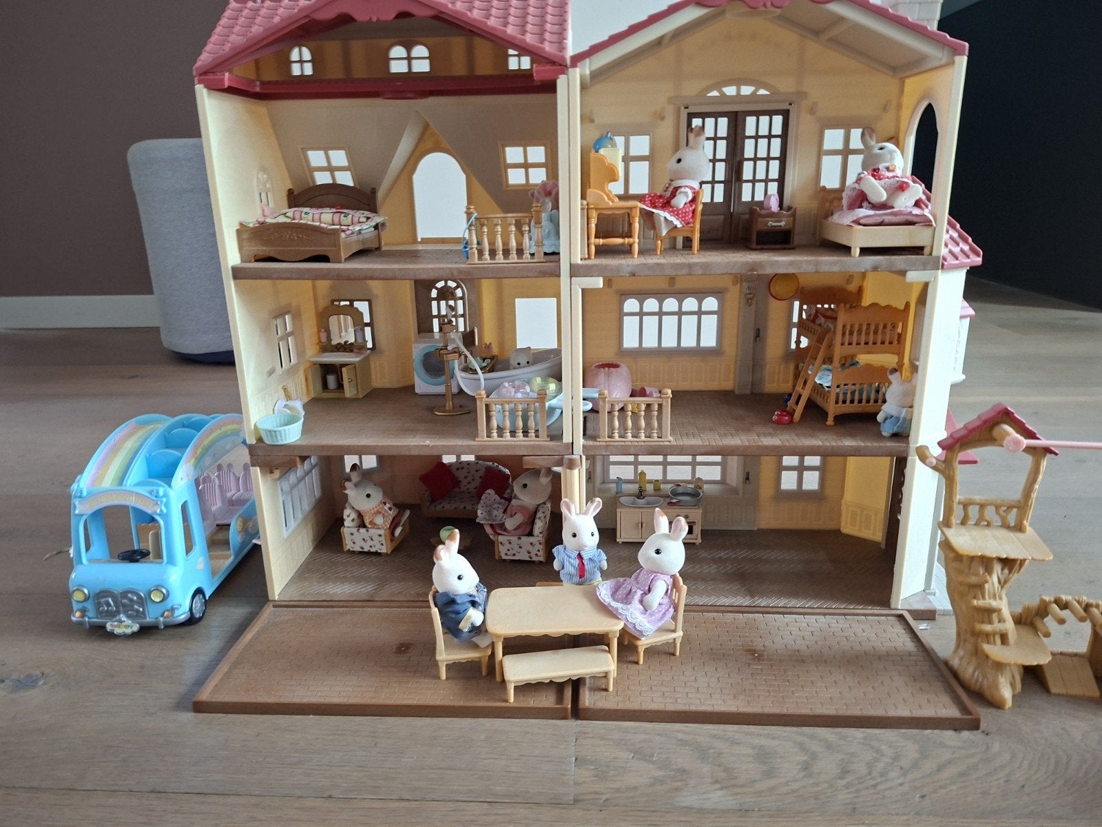 Grote Sylvanian Families set: Poppenhuis, Camper, Ophalen, Zo goed als nieuw, Poppenhuis
