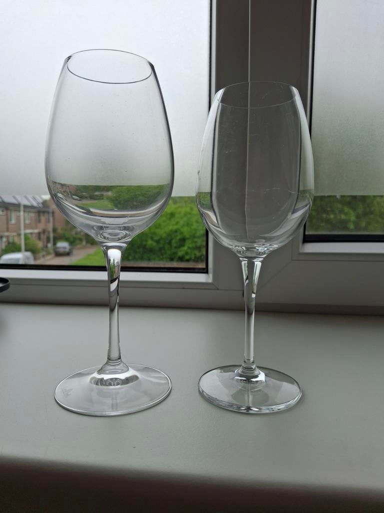 Set van 8  wijnglazen Rosenthal, Ophalen