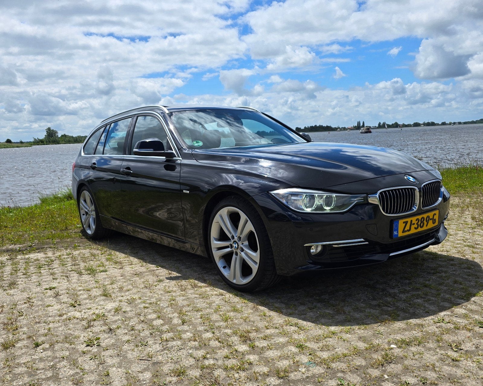 BMW 3-Serie 3.0 330D Touring AUT 2012 Zwart, Auto's, BMW, Automaat, Achterwielaandrijving, 1800 kg, Euro 6