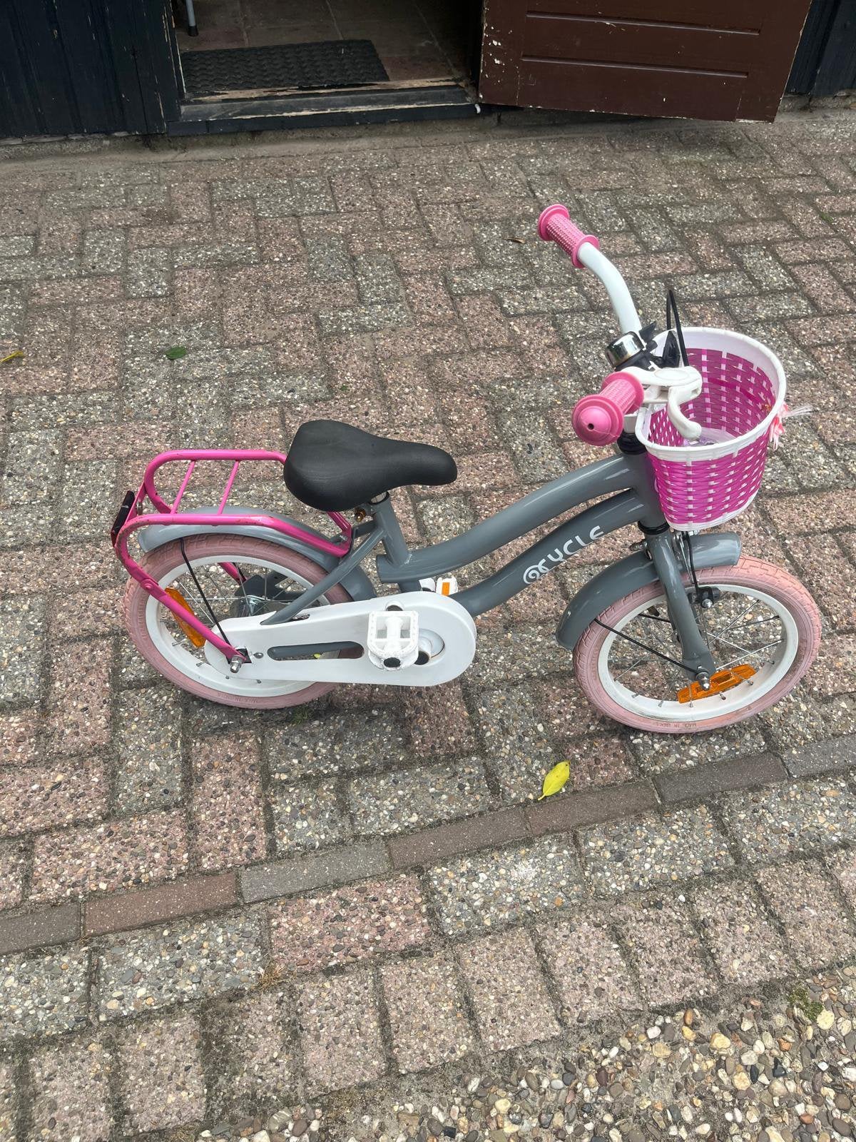Mooi 14 inch met terug trap rem, Ophalen, Zo goed als nieuw, Minder dan 16 inch