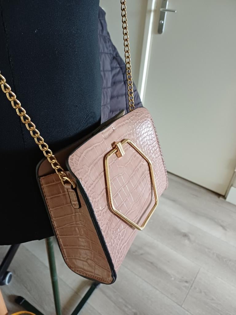 zgan.lichtbruin schoudertasje Primark, Sieraden, Tassen en Uiterlijk, Tassen | Damestassen, Ophalen of Verzenden, Zo goed als nieuw