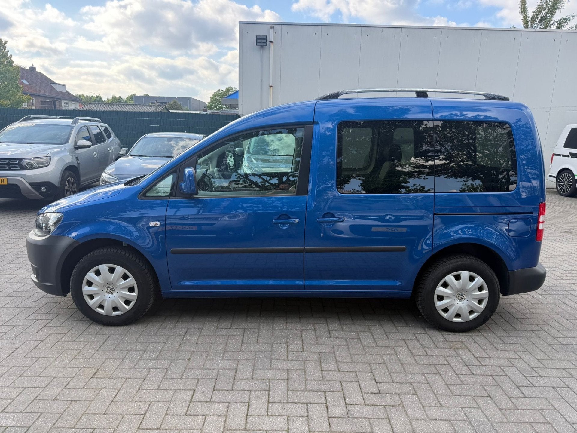 Volkswagen Caddy Rolstoelauto 3+1 - XXL Bodemverlaging - 1 E, Auto's, Volkswagen, Gebruikt, Overige modellen, Met garantie (alle)
