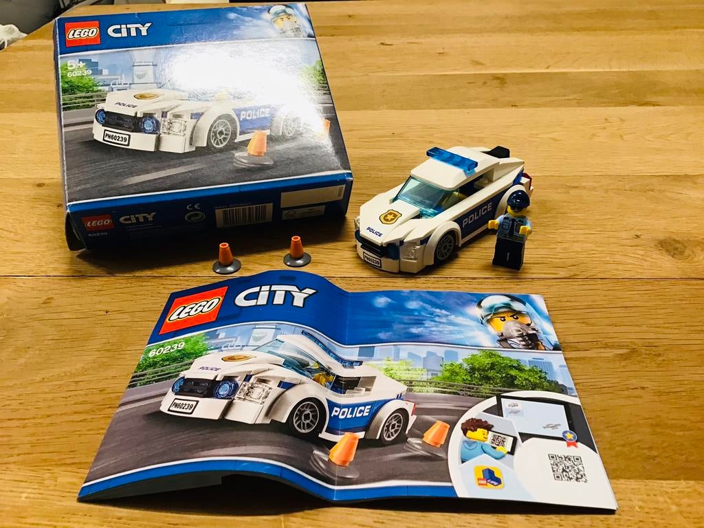 LEGO city 60239 politie patrouille, compleet, ZGAN., Ophalen of Verzenden, Zo goed als nieuw, Complete set, Lego