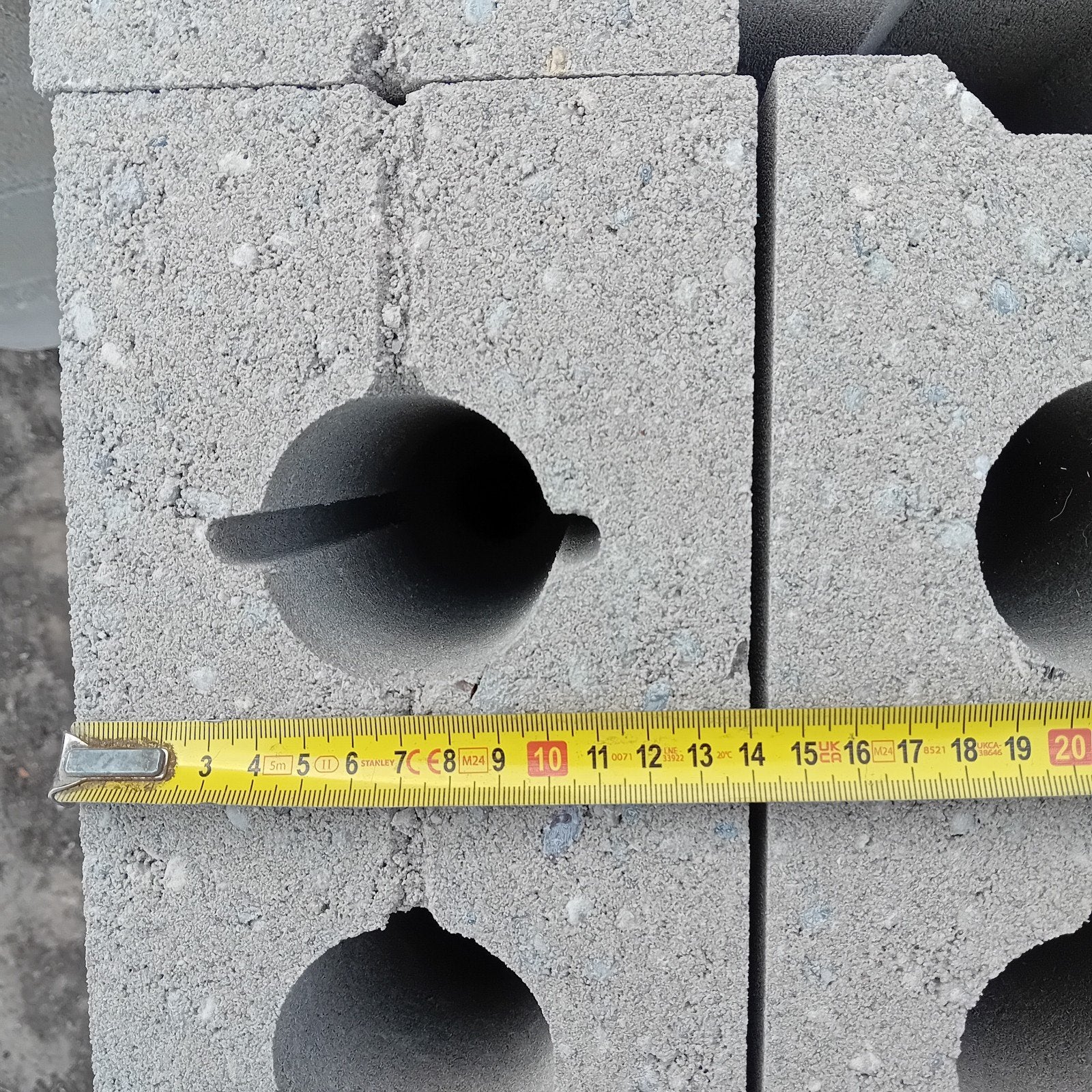 Nieuwe betonblokken, Doe-het-zelf en Verbouw, Metselstenen, Ophalen of Verzenden, Nieuw, Kalkzandstenen