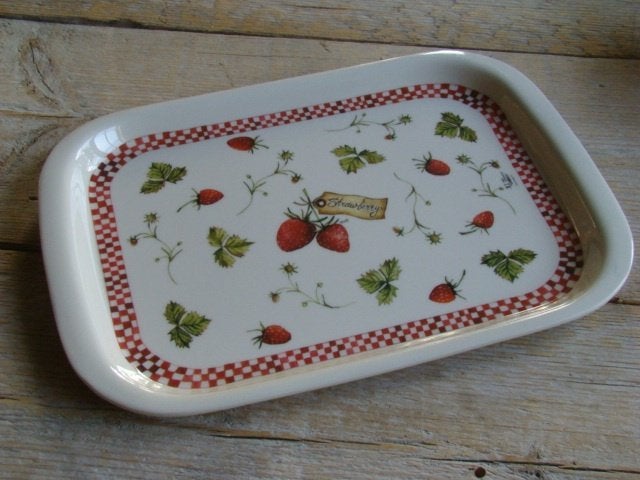Servies, Jet (by Ter Steege), STRAWBERRY, zo goed als nieuw, Overige materialen, Overige typen, Ophalen of Verzenden, Zo goed als nieuw