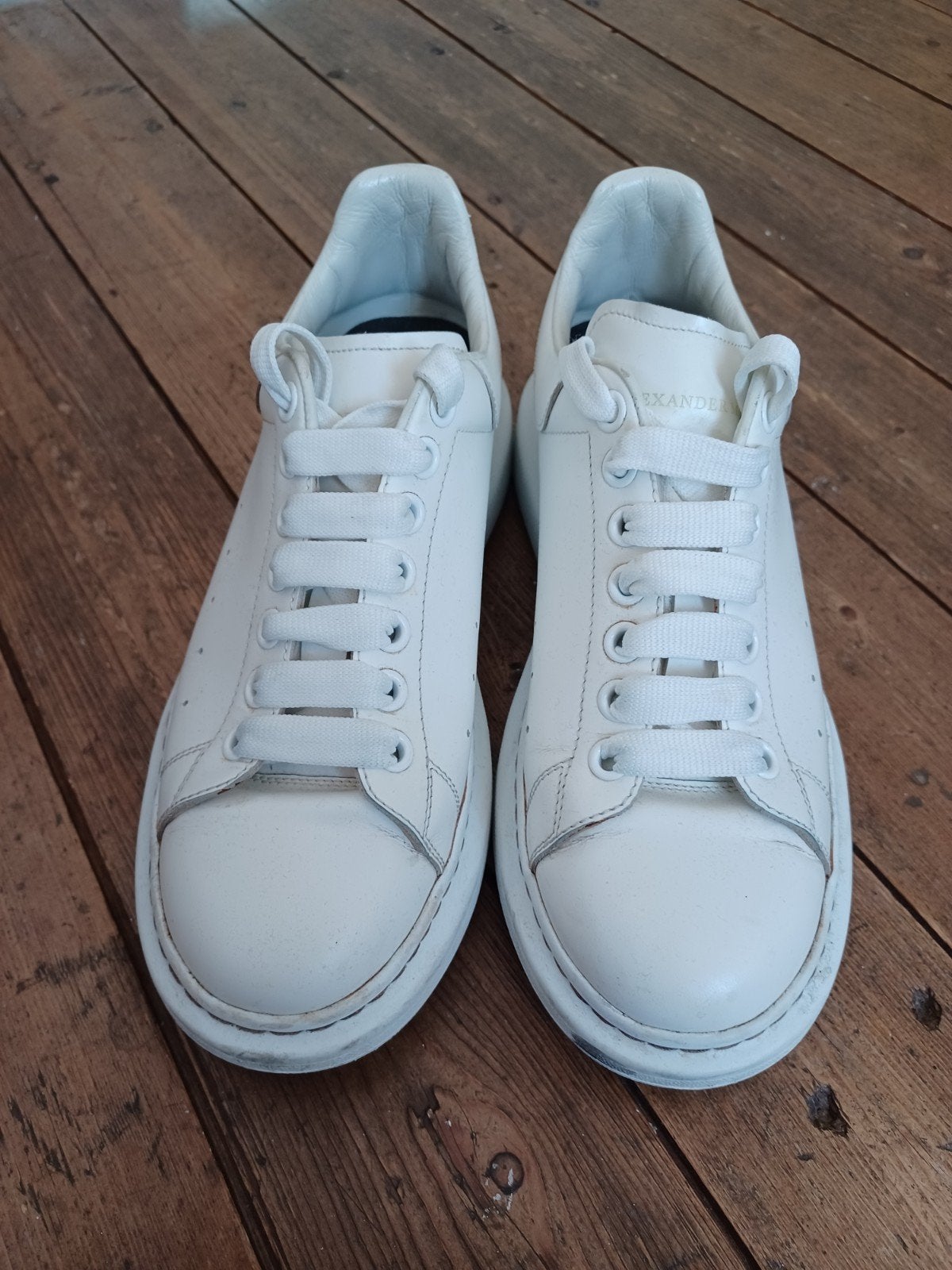IGST Alexander McQueen design sneakers, maat 40

De orginele, Kleding | Heren, Schoenen, Ophalen of Verzenden, Wit