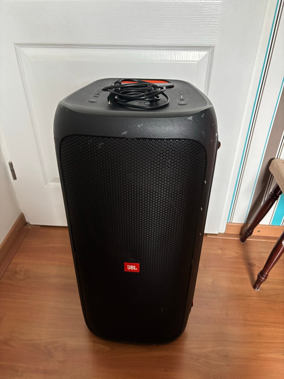 JBL PartyBox 310 - Goede staat met lichte gebruikssporen, Ophalen, Gebruikt, Party speaker, Inclusief oplader