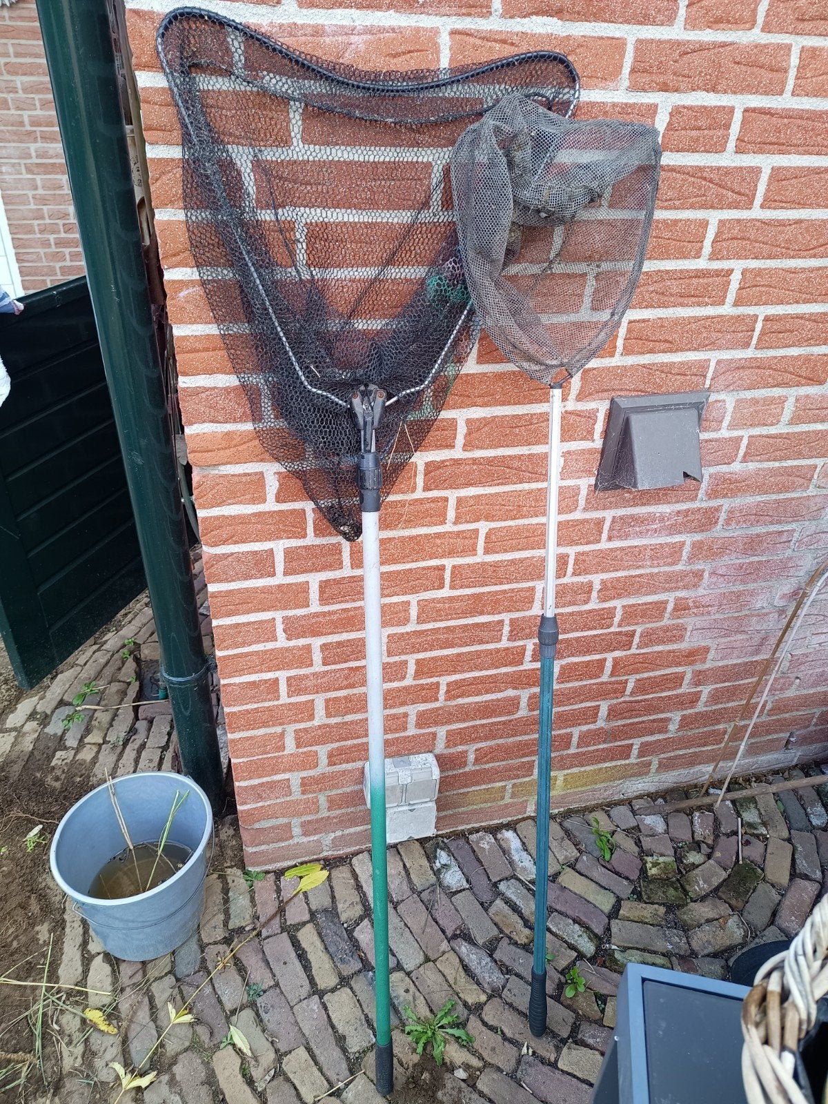 2 vijver schepnetten, Ophalen, Gebruikt, Net of Fuik