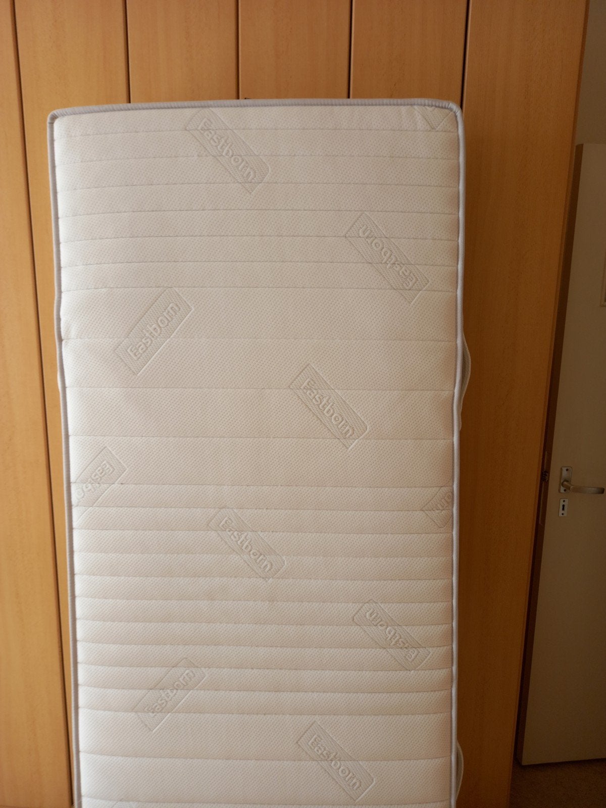 Eastborn matrassen 2stuks zgan 80x200x21, Huis en Inrichting, Slaapkamer | Matrassen en Bedbodems, Ophalen, Zo goed als nieuw