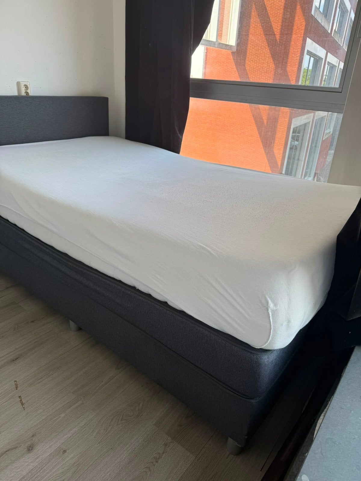 Boxspring bed 120x200, Huis en Inrichting, Slaapkamer | Boxsprings, Ophalen, Zo goed als nieuw, Twijfelaar, 120 cm
