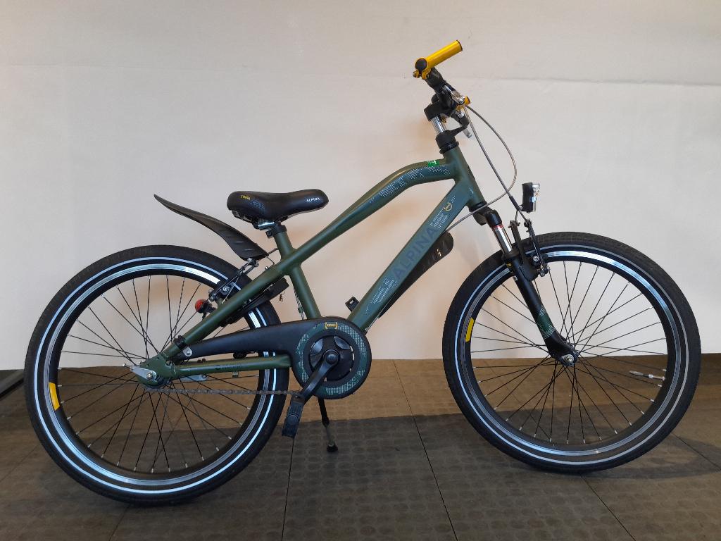 Diverse 22 inch jongensfietsen: Alpina, Loekie., Fietsen en Brommers, Fietsen | Jongens, Ophalen, Terugtraprem, 22 inch, Gebruikt