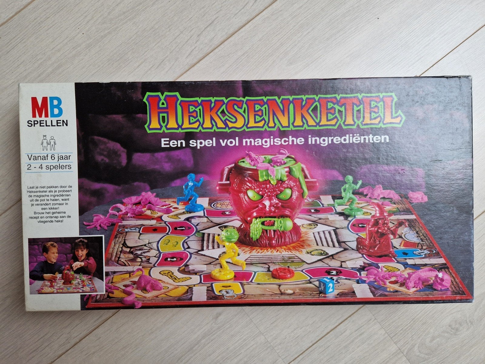 1992 heksenketel mb bordspel hekseketel creepy cauldron, Ophalen of Verzenden