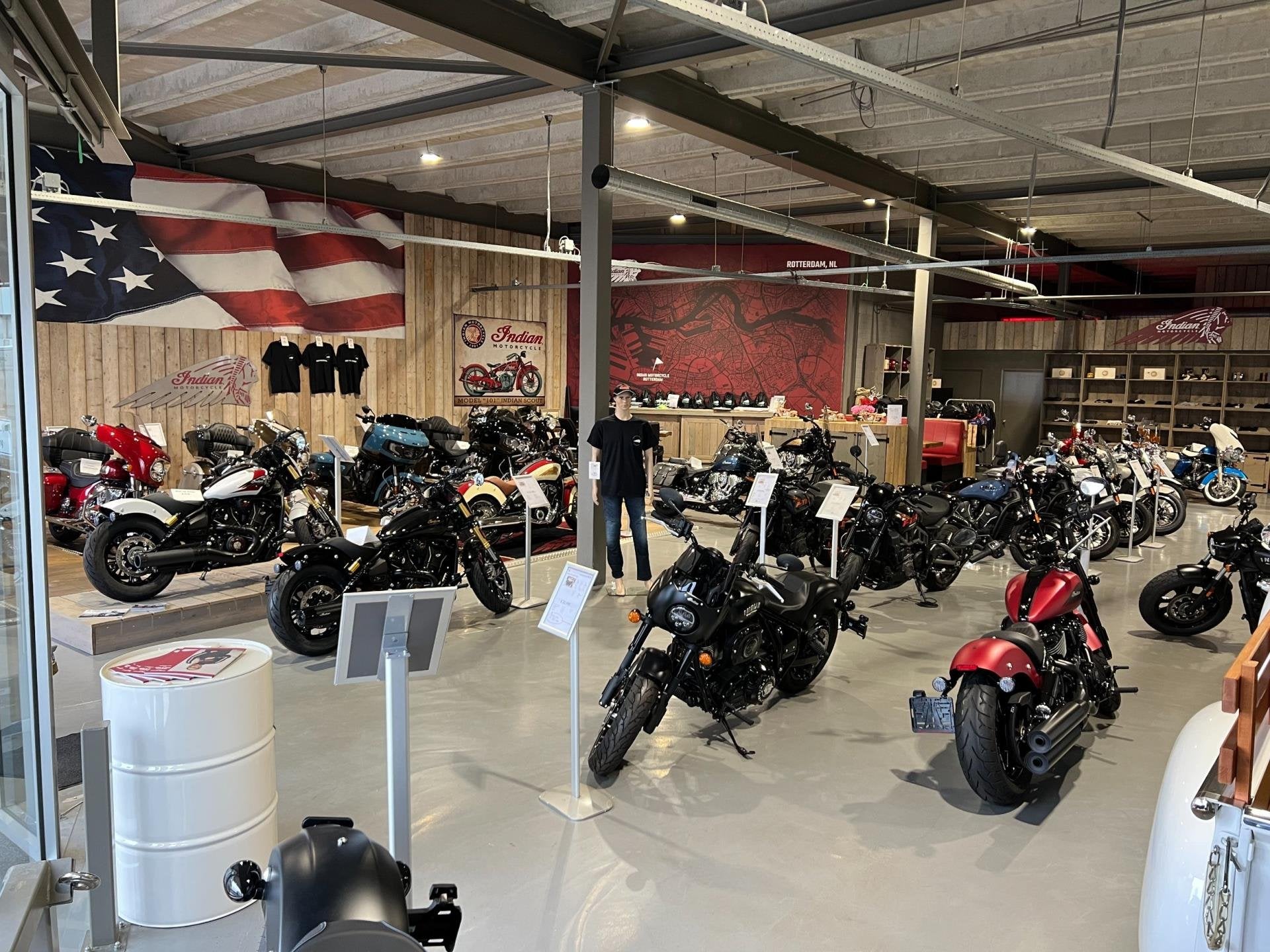 Indian Chopper SCOUT 101 2026, Curieweg 6a
2408 BZ  Alphen aan den Rijn, NL, Traction Control, Chopper, Bedrijf