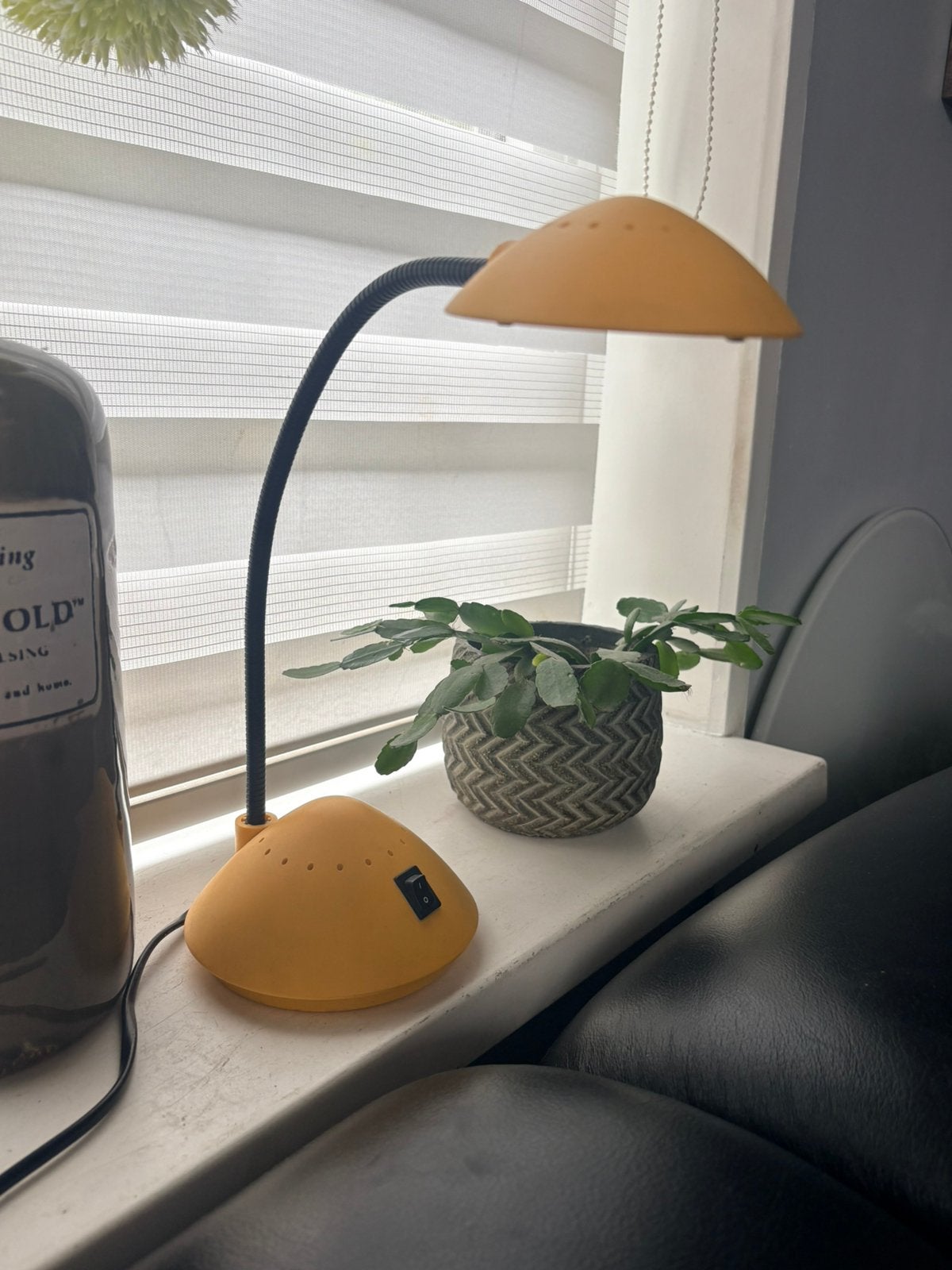 Vintage bureaulamp gele jaren 80 in Memphis-stijl Novilux, Ophalen of Verzenden, Nieuw, Bureaulamp, Vintage
