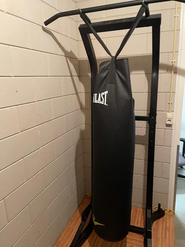 Everlast 45kg Bokszak, Sport en Fitness, Boksen, Ophalen, Zo goed als nieuw, Bokszak