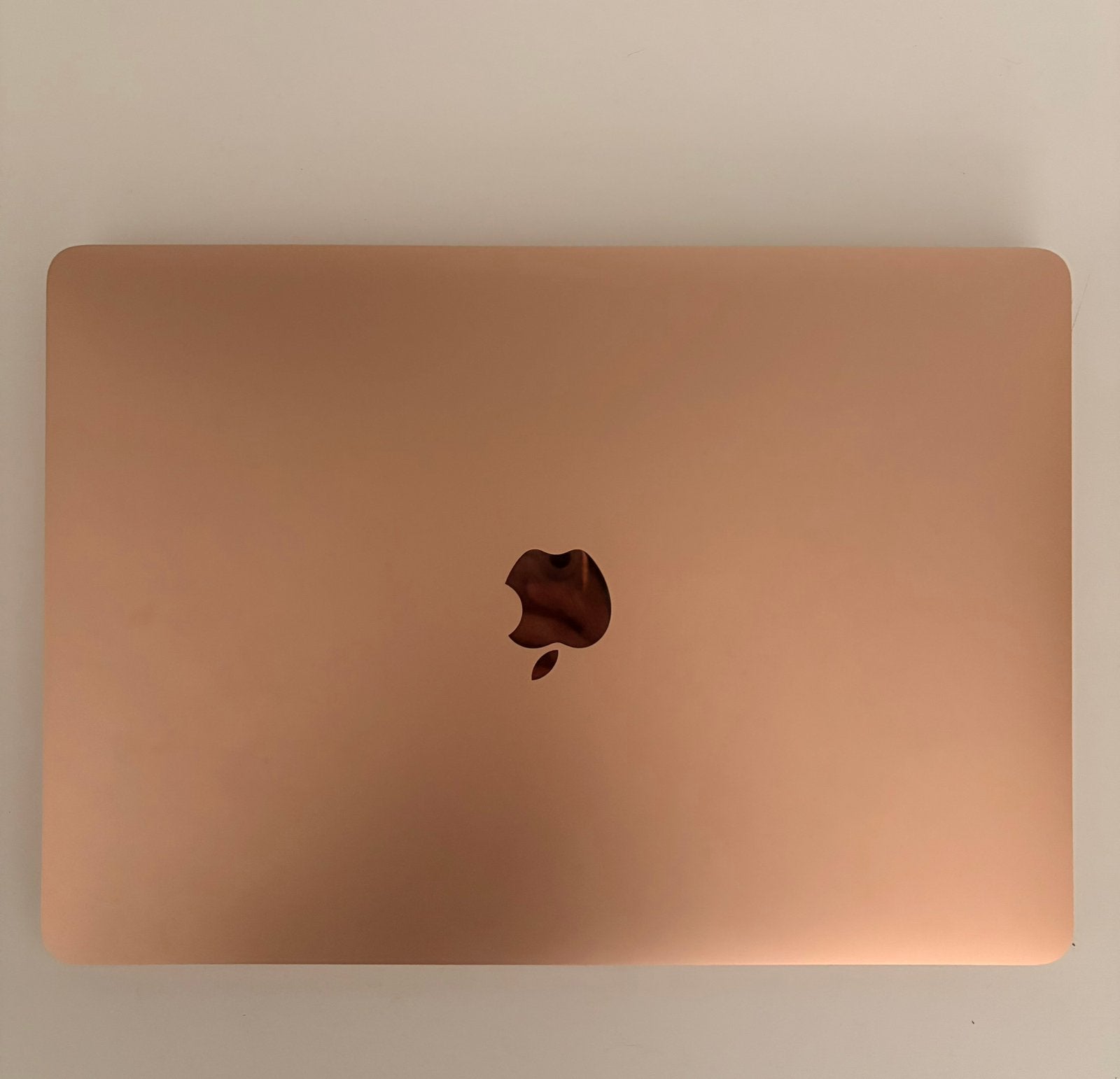 MacBook Air 13,3 inch (M1) 8GB werkgeheugen 256GB SSD opslag, Ophalen of Verzenden, Zo goed als nieuw, 13 inch, MacBook Air