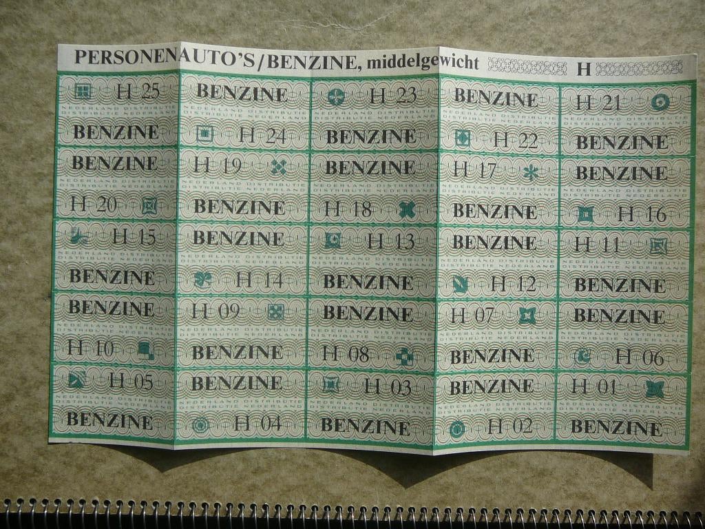Compleet vel Personenauto's middelgewicht Benzinebonnen 1973, Ophalen of Verzenden, Zo goed als nieuw