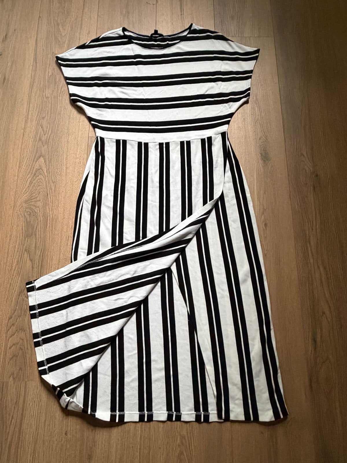 Massimo Dutti Jurk met Overslag Split - Maat L, Nieuw, Zwart, Maat 42/44 (L), Nieuw, Ophalen of Verzenden