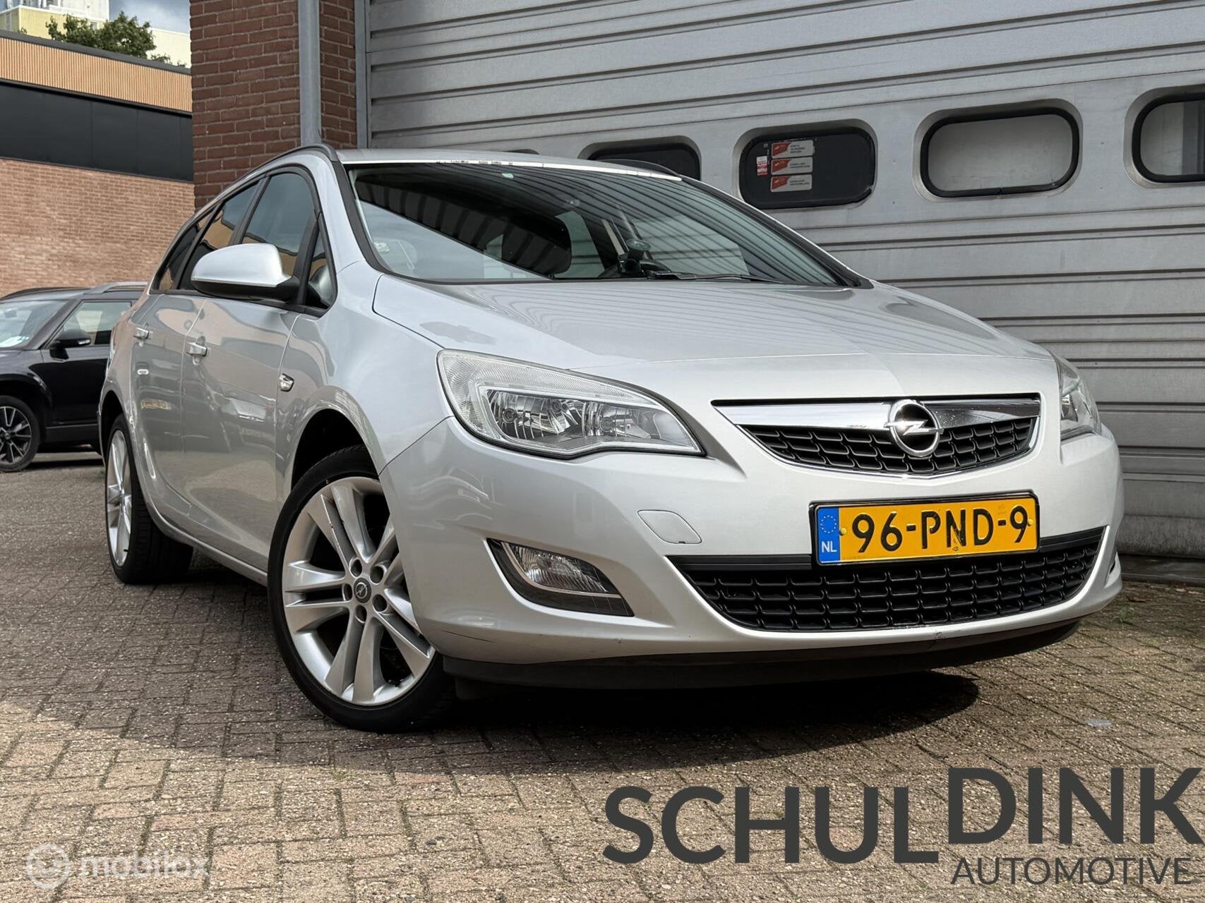 Opel Astra Sports Tourer 1.4 Edition CRUISE CONTROLE|AIRCO, Voorwielaandrijving, Euro 5, 101 pk, Gebruikt