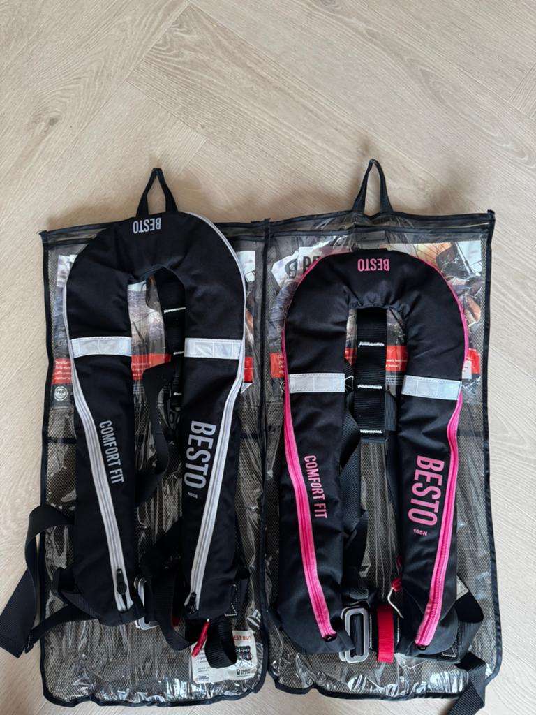 Besto 165N Comfort Fit reddingsvesten (2 stuks), Watersport en Boten, Ophalen, Zo goed als nieuw