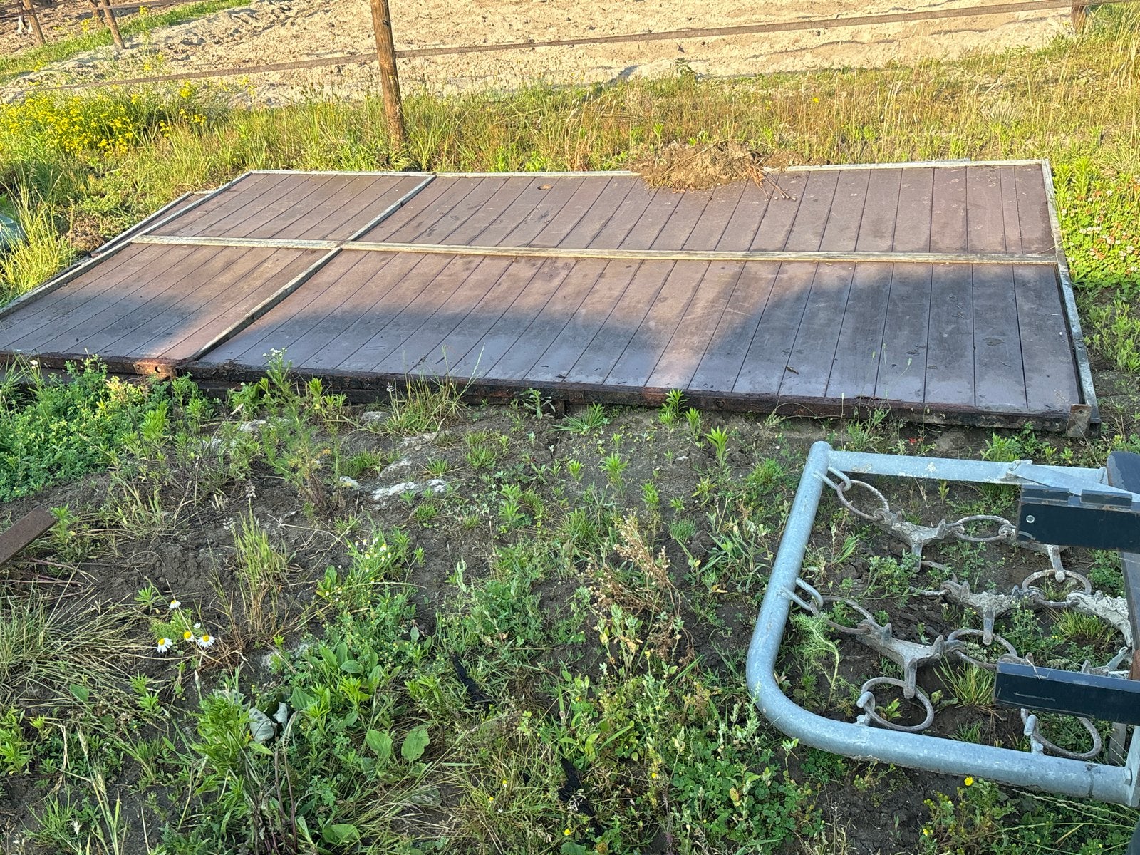 Tussen wand, Dieren en Toebehoren, Stalling en Weidegang, Weidegang, 1 paard of pony
