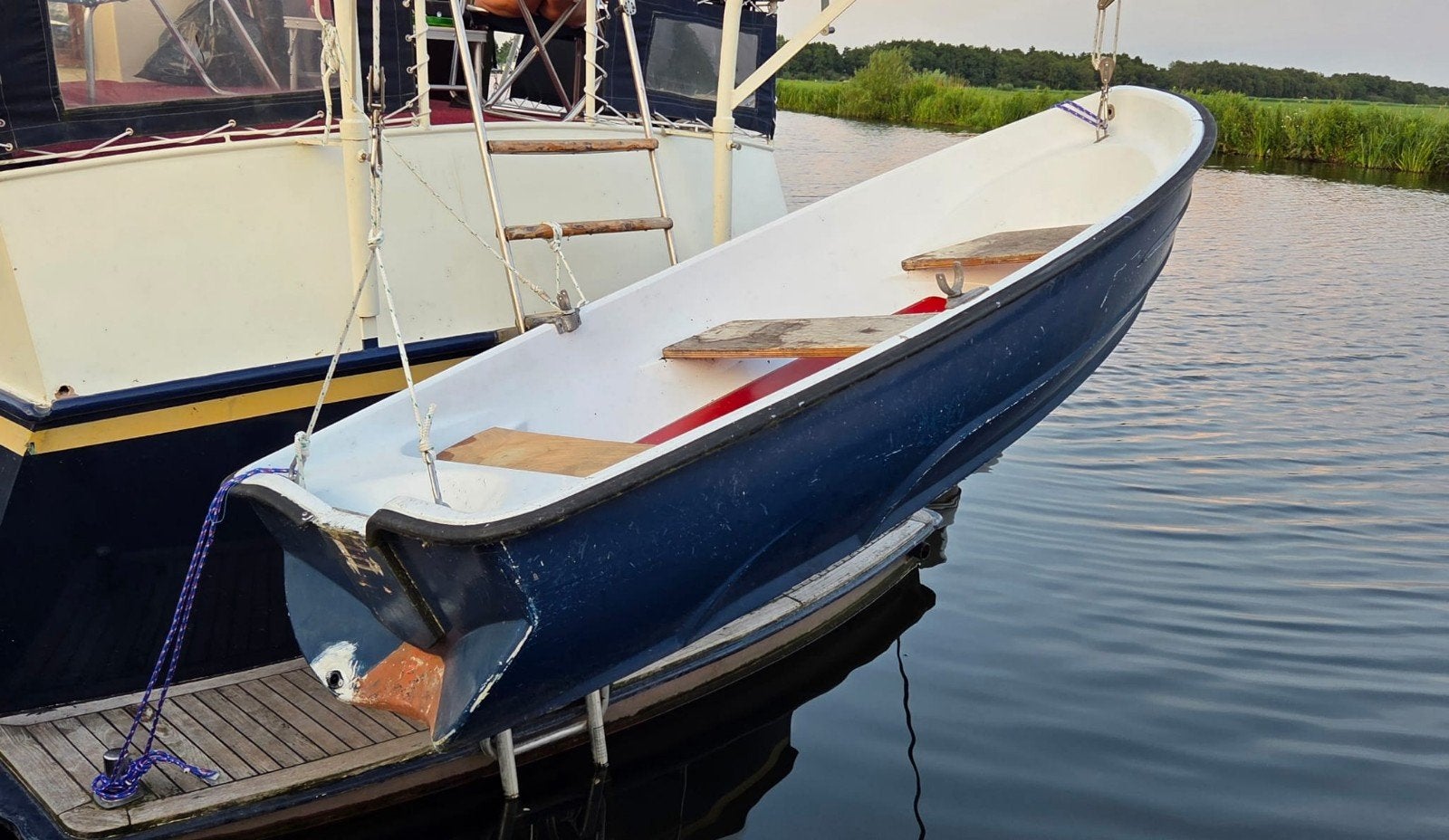 Leuk speel/bijbootje met motor voor de handige klusser, Watersport en Boten, Ophalen, Gebruikt, Motor en Techniek, Motorboot