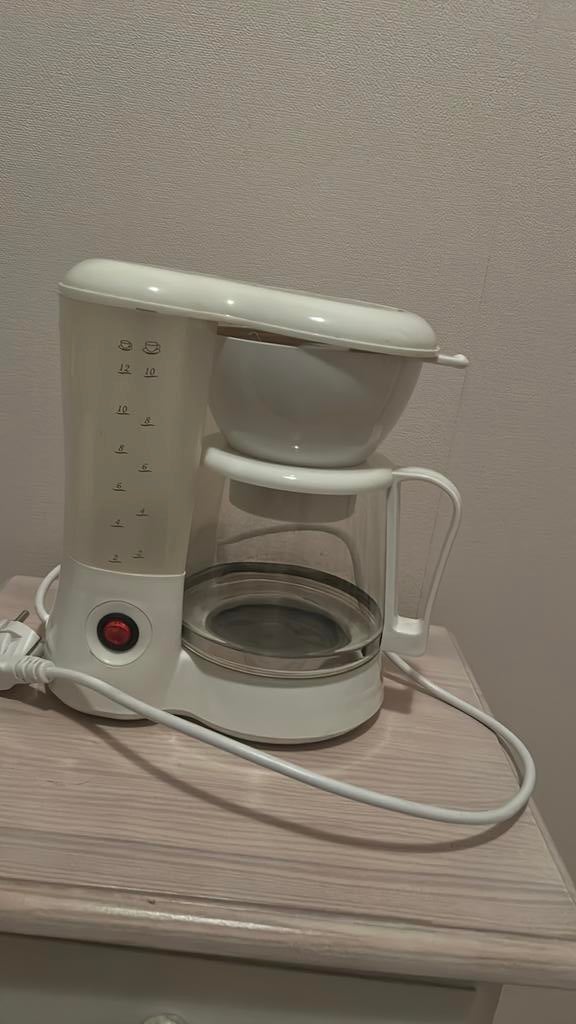 Koffiezetapparaat, 650 watt. Ideaal voor boot / caravan, Witgoed en Apparatuur, Koffiezetapparaten, Zo goed als nieuw, Koffiemachine