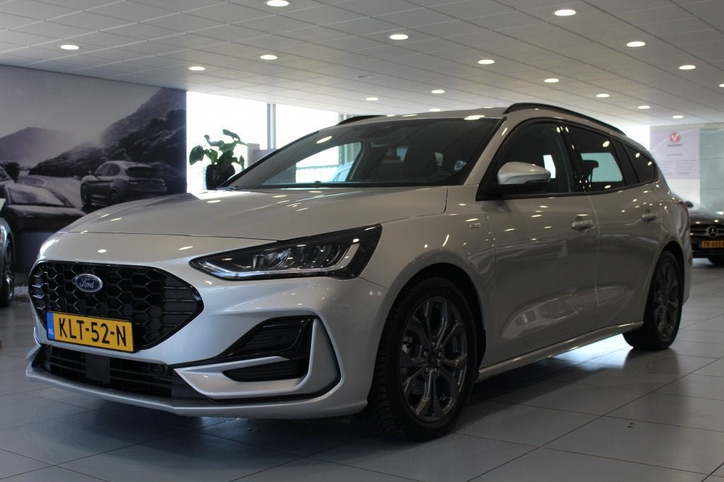 Ford FOCUS Wagon ST-Line/CAMERA/CRUISE/CARPLAY (bj 2025), Auto's, Ford, Stof, Gebruikt, 155 pk, Start-stop-systeem