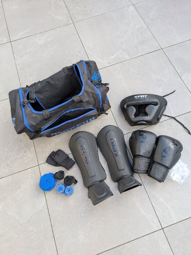 Kickboks outfit, Ophalen, Zo goed als nieuw, Boks-accessoire