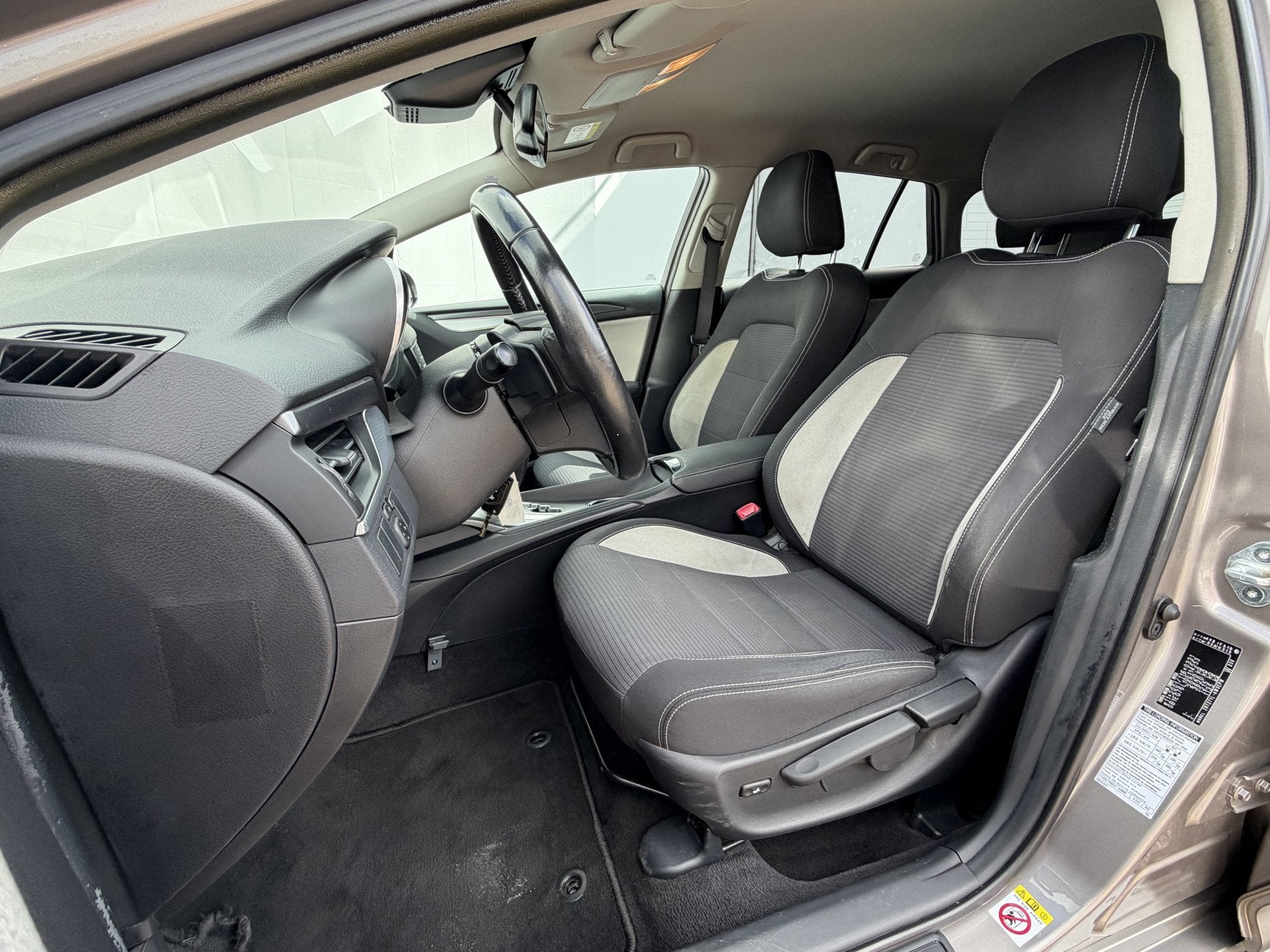 Foto 17 van Toyota Avensis Touring Sports 1.8 VVT-i Lease Pro Automaat T