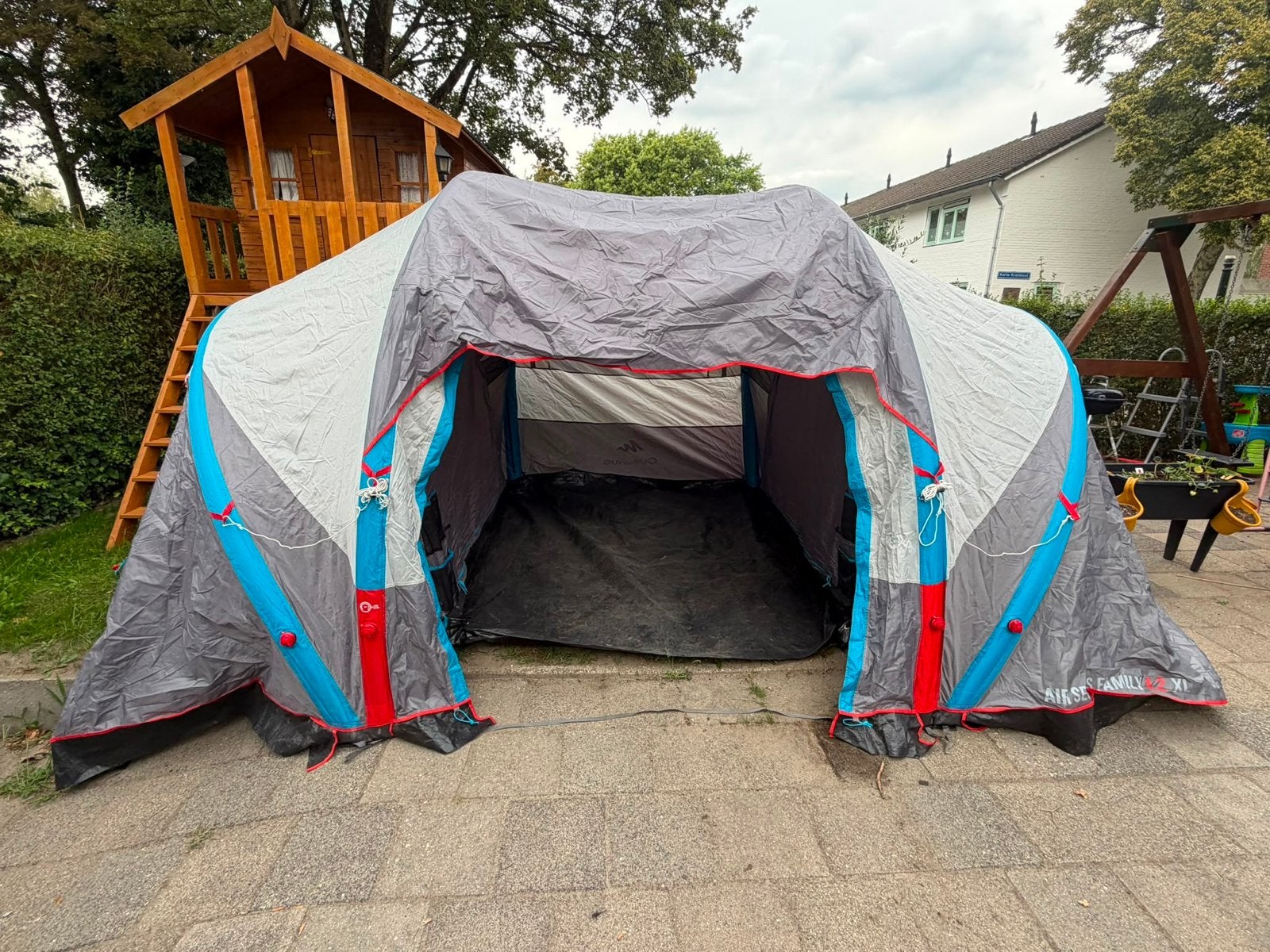 Opblaastent Quechua Air Family 4.2 XL, Ophalen, Gebruikt, Tot en met 4