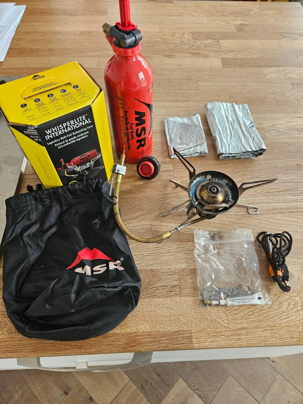 MSR Whisperlite International incl. branfstoffles, Caravans en Kamperen, Ophalen of Verzenden, Zo goed als nieuw
