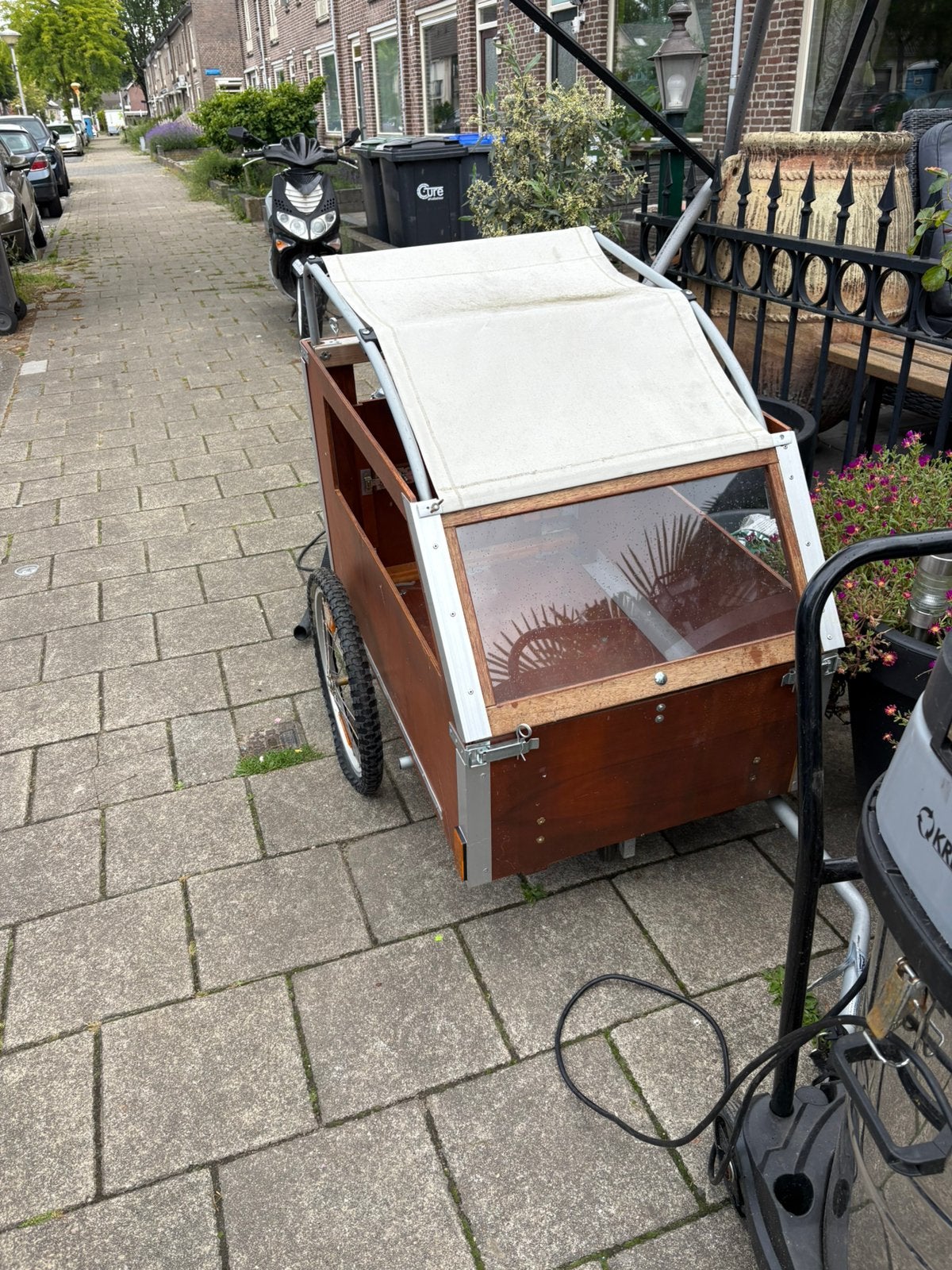 Karretje, Ophalen, Zo goed als nieuw, 1 kind
