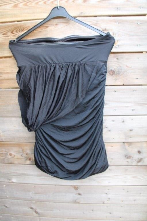 Badpakjurk zwart Beachwave 44B one shoulder Vaste prijs, Kleding | Dames, Badmode en Zwemkleding, Beachwave, Zwart, Badpak, Ophalen of Verzenden
