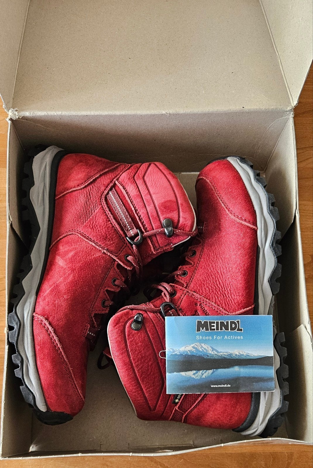 SPINTERNIEUW paar dames wandelsch., MEINDL, maat 39.5., Ophalen of Verzenden, Nieuw, Schoenen