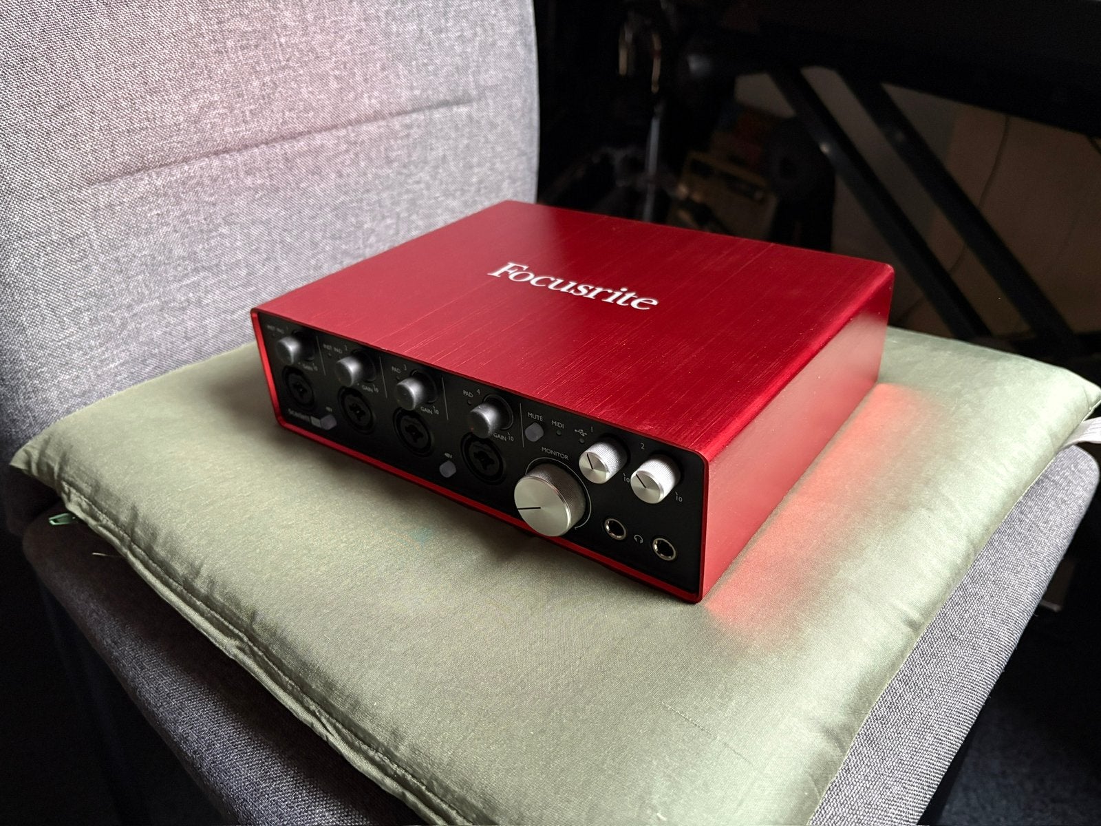 Te koop: Focusrite Scarlett 18i8 gen. 2, Computers en Software, Ophalen, Gebruikt, Extern